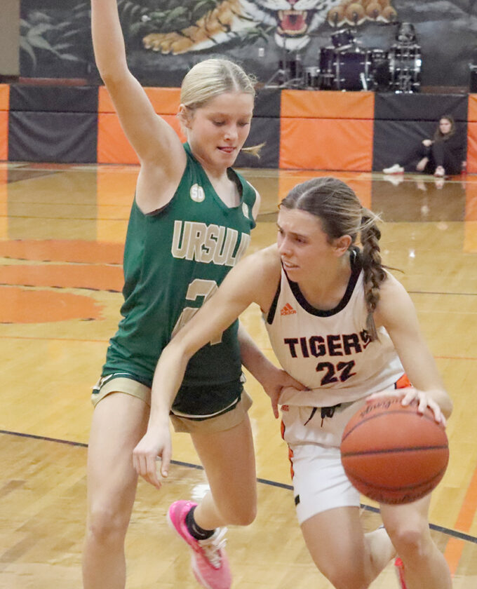 Springfield battles past Ursuline | News, Sports, Jobs - The Vindicator